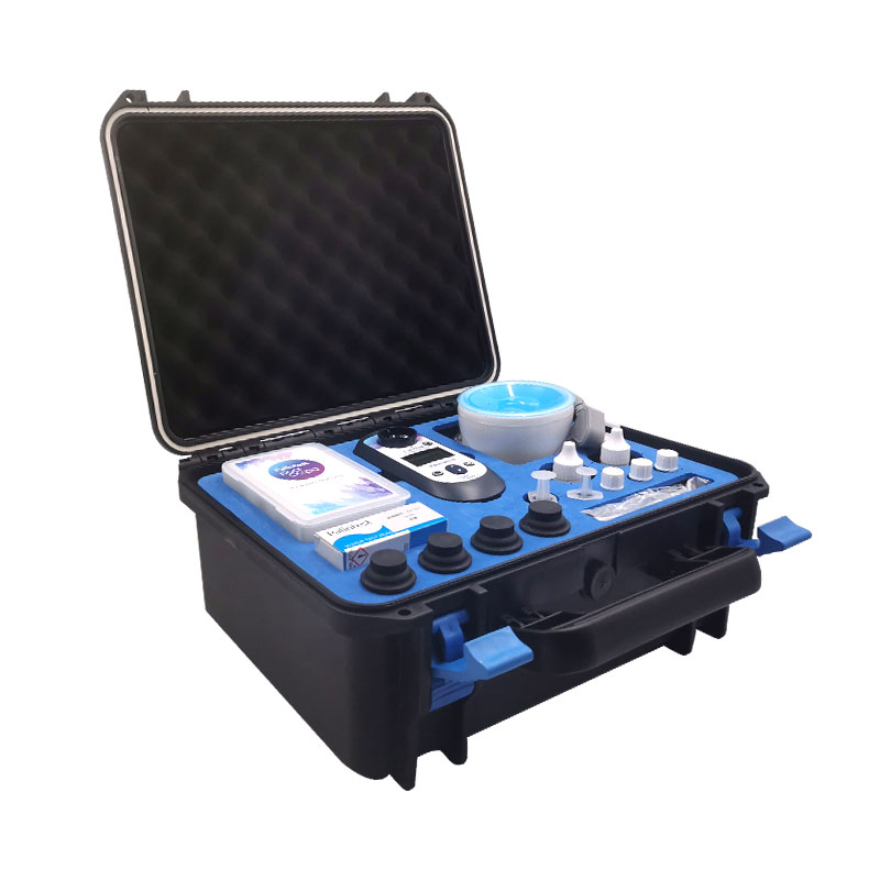 Palintest Test Machine